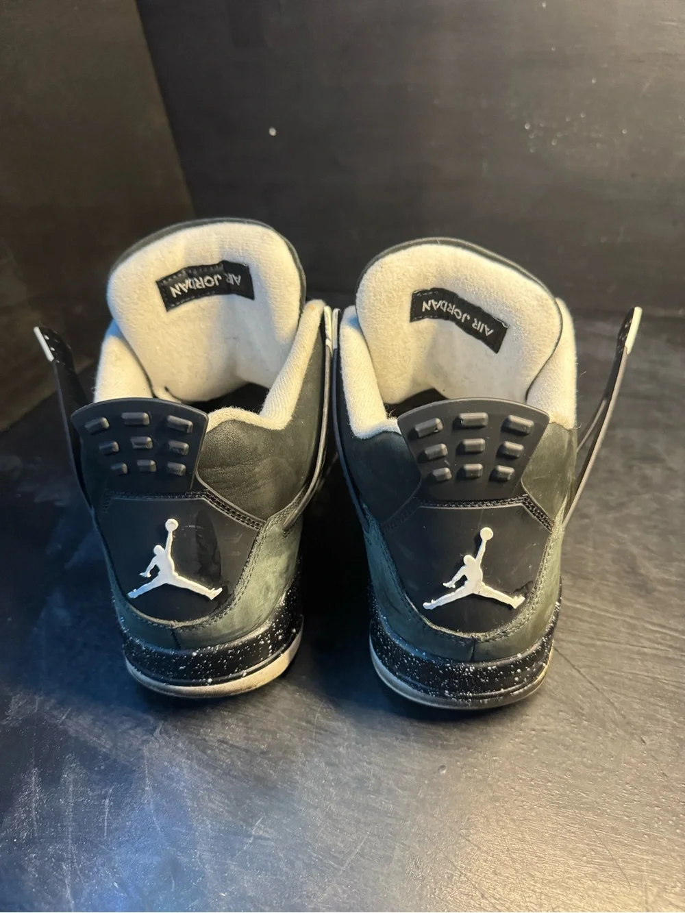 Jordan 4 Men’s Gray and Black Retro Basketball Sneakers No insoles